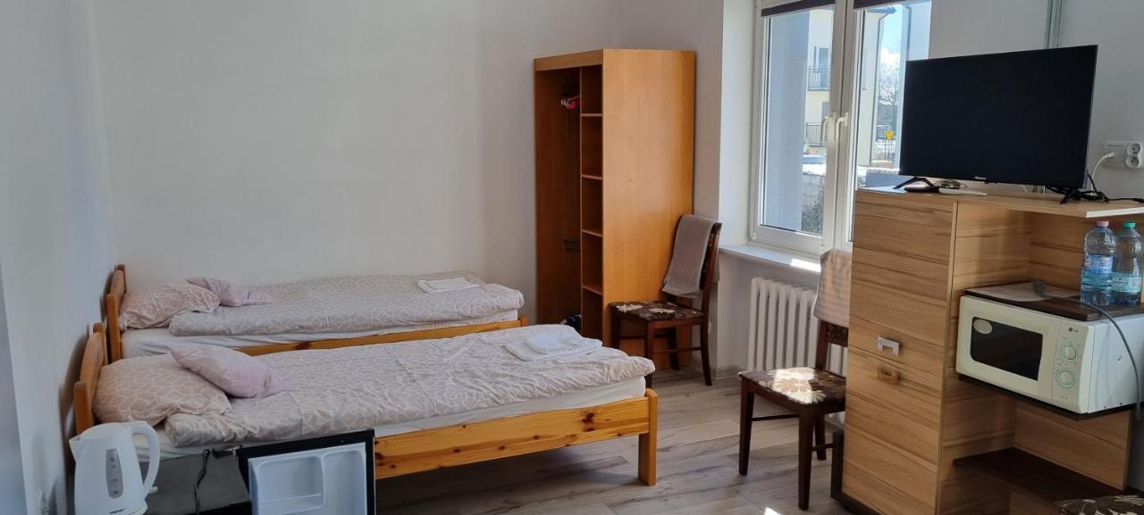 Unibal - Pokoje Goscinne Unieście Extérieur photo